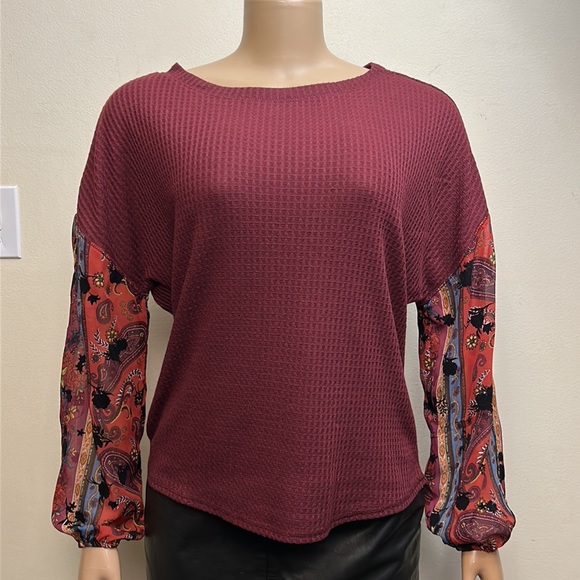 Gypsies & Moondust Top Thermal Waffle Knit Burgundy floral sheer Sleeve size M - Picture 12 of 12